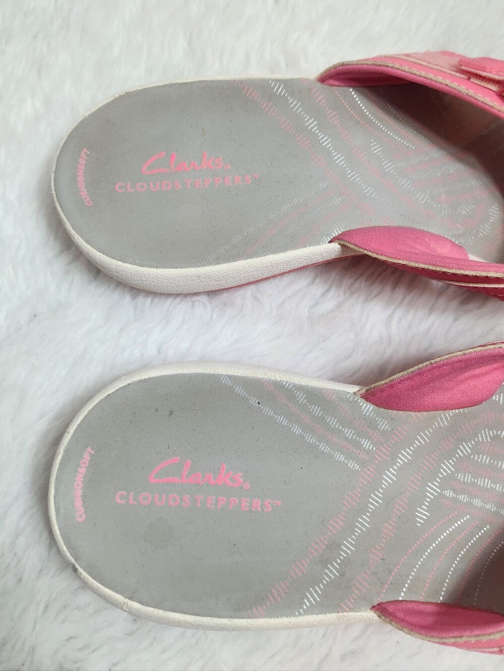Clarks Cloudsteppers Pink Sandals - Picture 5 of 9